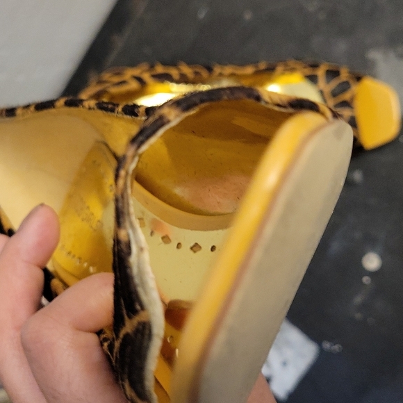 BCBGIRLS Leather Animal Hair Printed Giraffe Open Toe Heel 9 - Picture 14 of 15